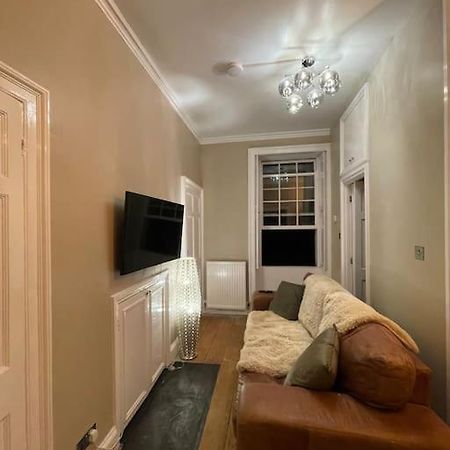 Ground Floor Apartment In Central Бат Екстериор снимка